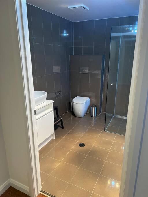 Large Executive 3 Bedroom Yarralumla Exterior foto