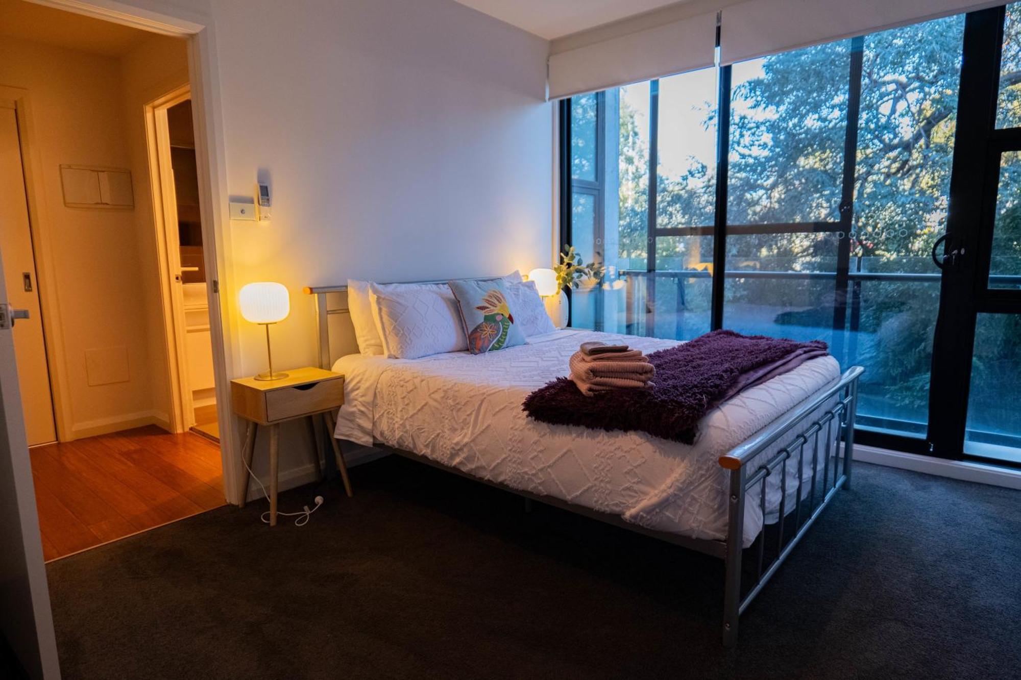 Large Executive 3 Bedroom Yarralumla Exterior foto